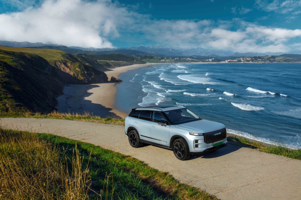 JAECOO ve OMODA, 2025'te Hibrit Marka Lideri Olmayı Hedefliyor!