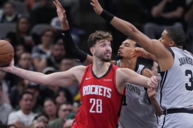 Alperen Şengün'ün Rockets'taki performansı Spurs'a karşı yeterli olmadı - Dakikada Haber Alperen Şengün'ün Rockets'taki performansı Spurs'a karşı yeterli olmadı