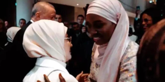 Emine Erdoğan Yankılar Sergisi'ni Sosyal Medyada Paylaştı - Dakikada Haber Emine Erdoğan Yankılar Sergisi'ni Sosyal Medyada Paylaştı