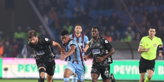 Trabzonspor, deplasmanda Alanyaspor'a mağlup oldu. - Dakikada Haber Trabzonspor, deplasmanda Alanyaspor'a mağlup oldu.