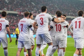 Emirhan Topçu, Türkiye - Bulgaristan Maçında Oynayamayabilir! Sakatlık sonrası durumu. - Dakikada Haber thumbnail