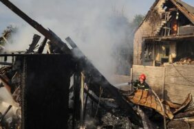 Hamas, Netanyahu'nun esir değişim anlaşmasını reddettiği iddiasını dile getirdi. - Dakikada Haber thumbnail